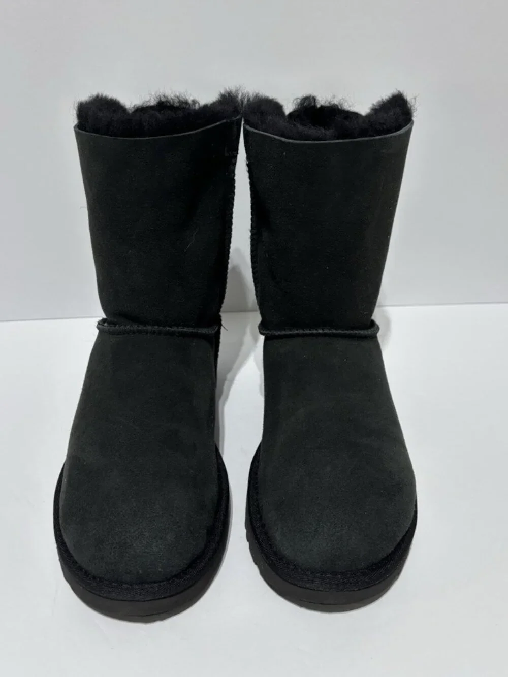 UGG Women’s Bailey Bow II Black Winter Boots, Size 7 M